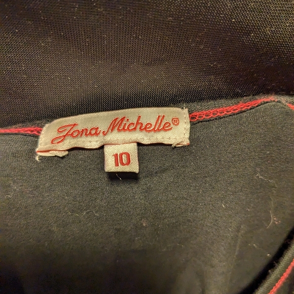 Fona Michelle Girls Black and Sparkles Heart Long Sleeve T Shirt- 10 - Picture 2 of 3